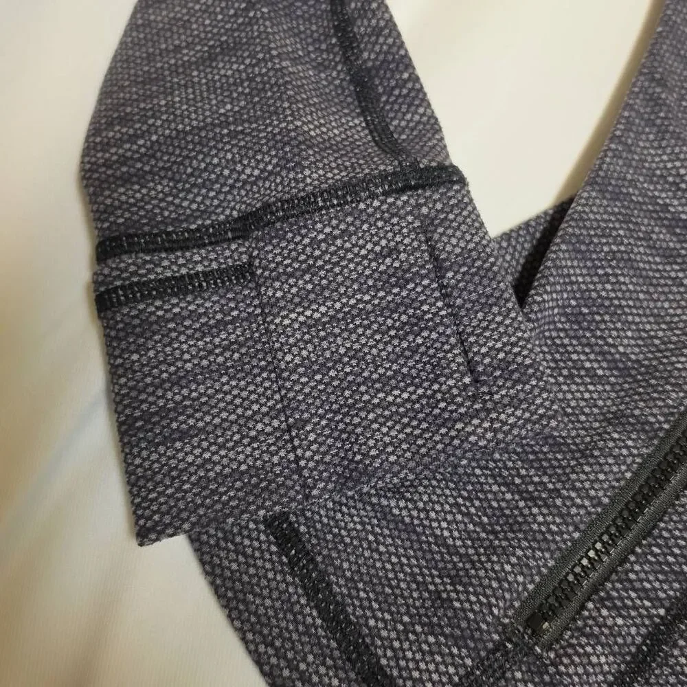 Lululemon Athletica Women's Define Jacket Size 6